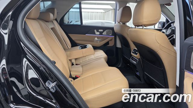 Mercedes-Benz GLE-Class 2025 — photo 12