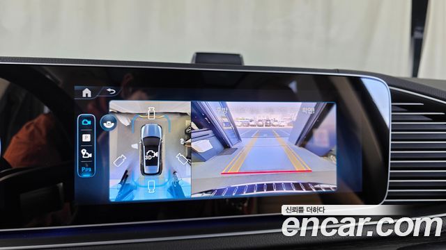 Mercedes-Benz GLE-Class 2025 — photo 15