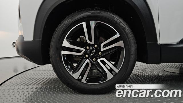 Chevrolet Korea Trailblazer 2022 — photo 5