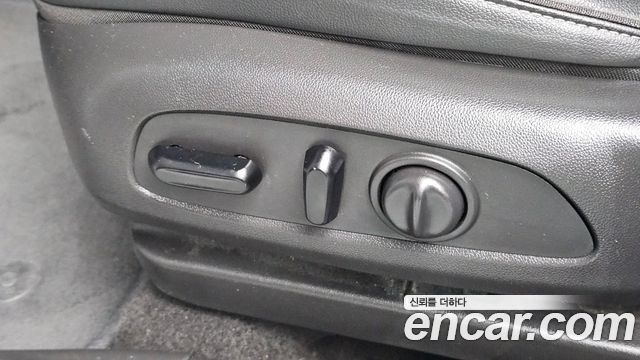 Chevrolet Korea Trailblazer 2022 — photo 24