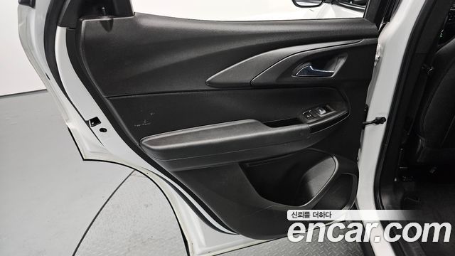 Chevrolet Korea Trailblazer 2022 — photo 15