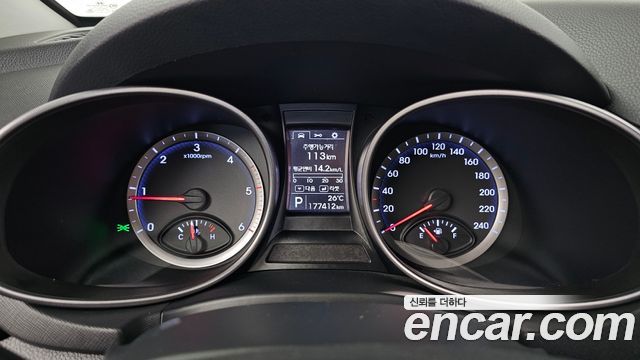 Hyundai Santafe 2013 — photo 11