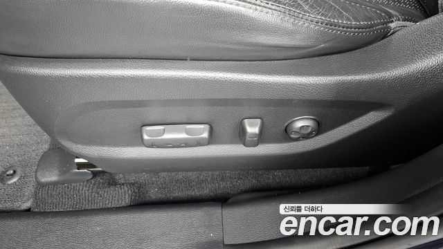 Hyundai Santafe 2013 — photo 31