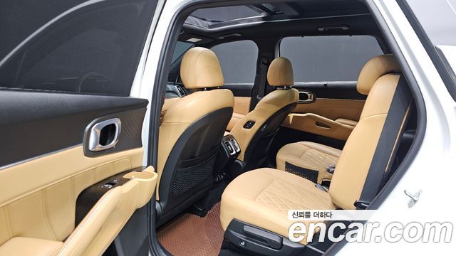 Kia Sorento 2023 — photo 18