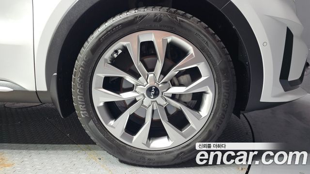 Kia Sorento 2023 — photo 7