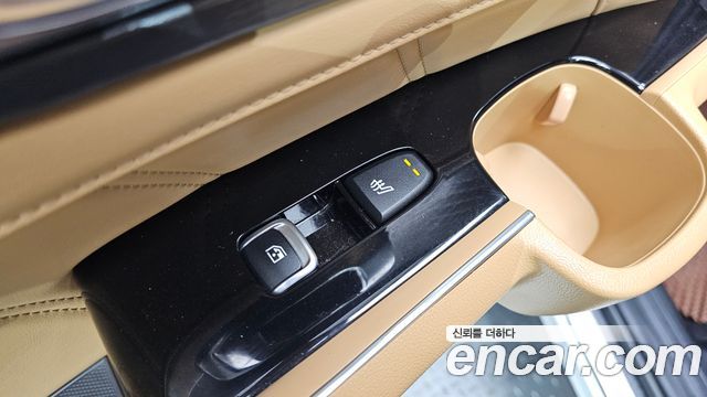 Kia Sorento 2023 — photo 30