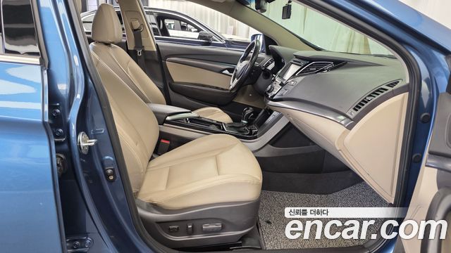 Hyundai i40 2014 — photo 16