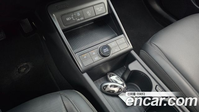 Hyundai Kona 2023 — photo 18