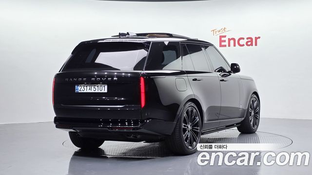 Land Rover Range Rover 2024 — photo 2