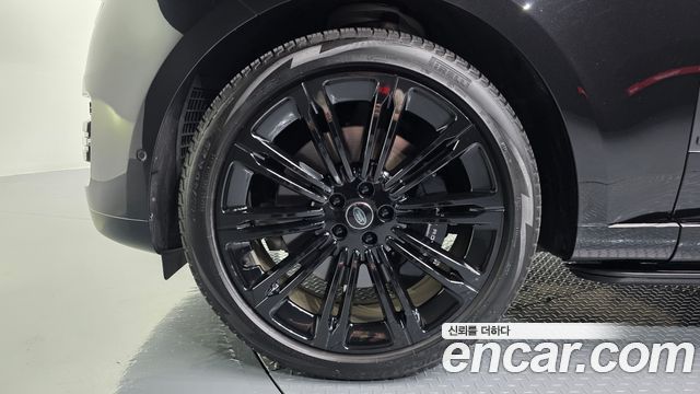 Land Rover Range Rover 2024 — photo 5