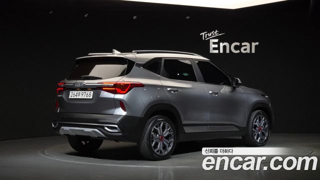 Kia Seltos 2023 — photo 2