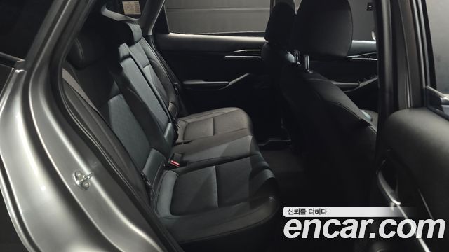 Kia Seltos 2023 — photo 11