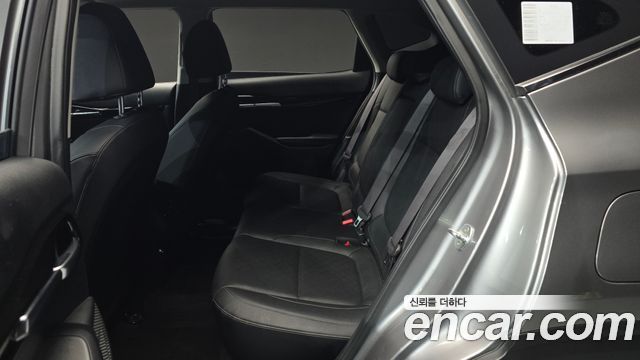 Kia Seltos 2023 — photo 12