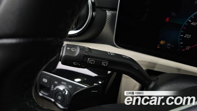 Mercedes-Benz A-Class 2019 — photo 29