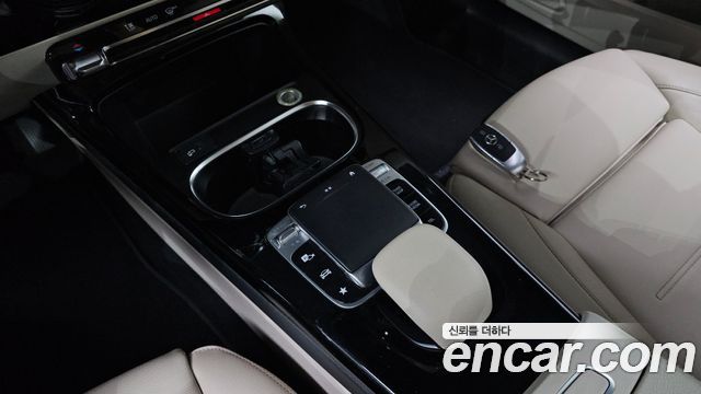 Mercedes-Benz A-Class 2019 — photo 31