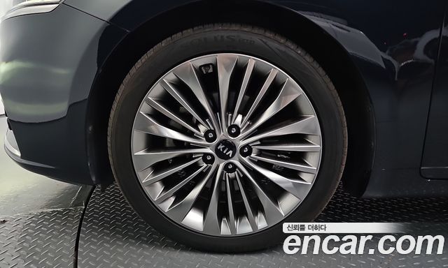Kia K7 2017 — photo 5
