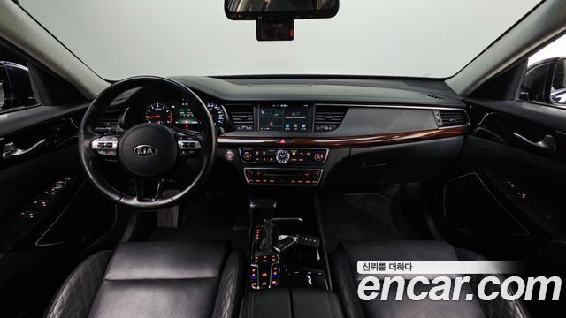 Kia K7 2017 — photo 10
