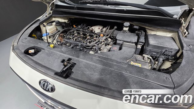 Kia Canival 2015 — photo 6