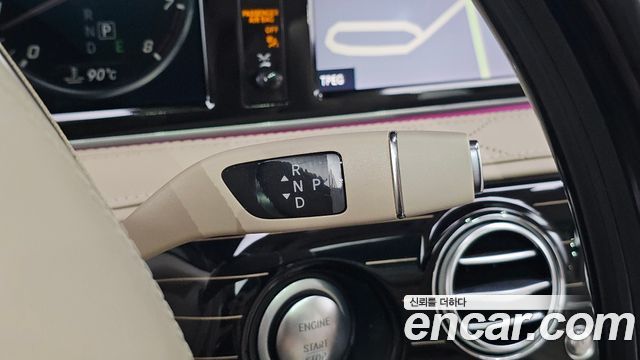 Mercedes-Benz S-Class 2017 — photo 9