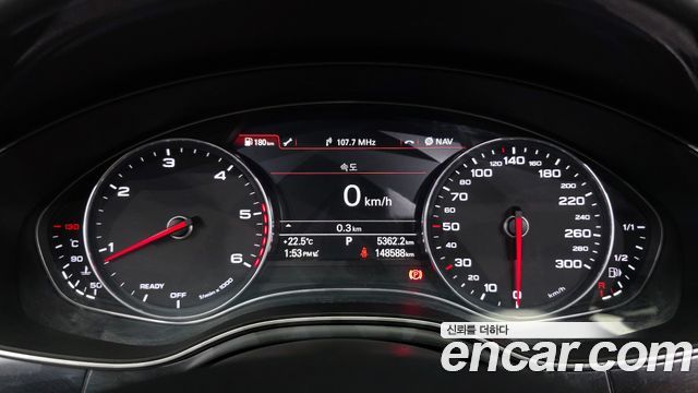 Audi A6 2018 — photo 11