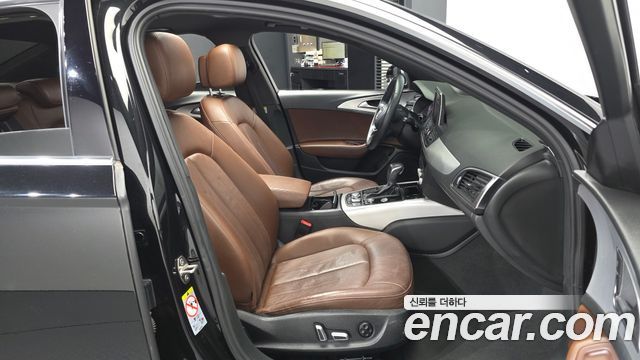 Audi A6 2018 — photo 17