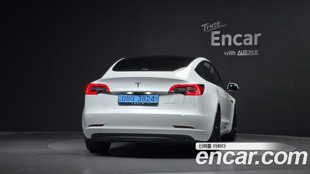 Tesla Model 3 2022 — photo 4