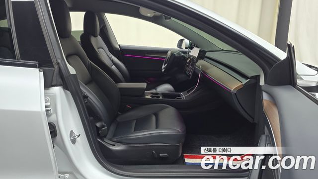 Tesla Model 3 2022 — photo 16