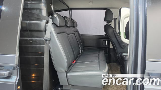 Hyundai Staria 2022 — photo 17