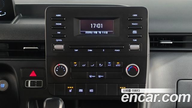 Hyundai Staria 2022 — photo 19