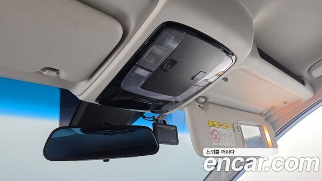 Hyundai Staria 2022 — photo 25