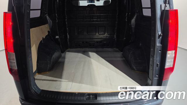 Hyundai Staria 2022 — photo 26