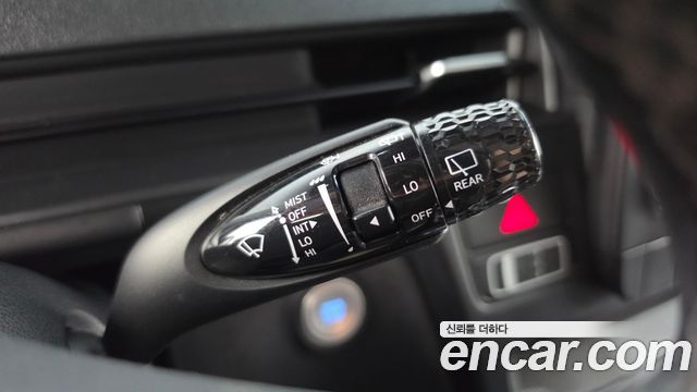 Hyundai Staria 2022 — photo 28