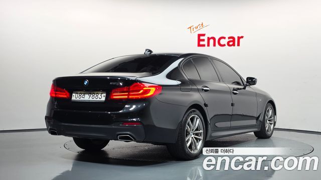 BMW 5-Series 2017 — photo 2