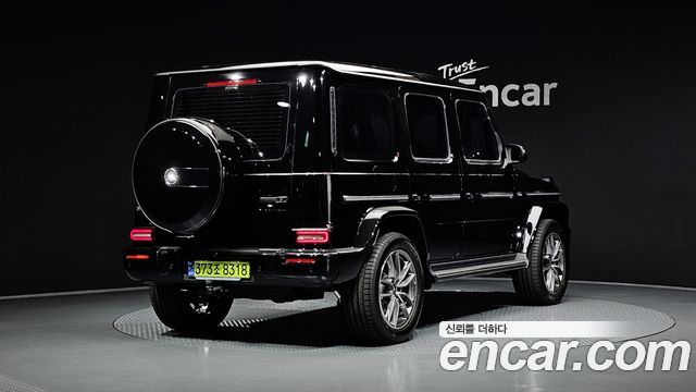 Mercedes-Benz G-Class 2026 — photo 2