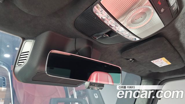 Mercedes-Benz G-Class 2026 — photo 25