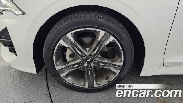 Kia K5 2023 — photo 5