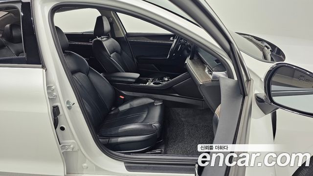 Kia K5 2023 — photo 13