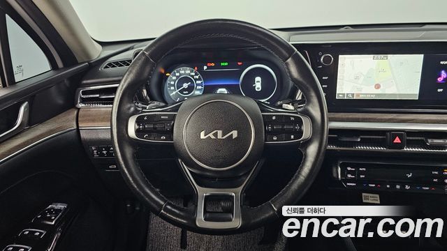 Kia K5 2023 — photo 19