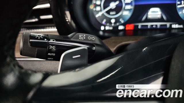 Kia K5 2023 — photo 28