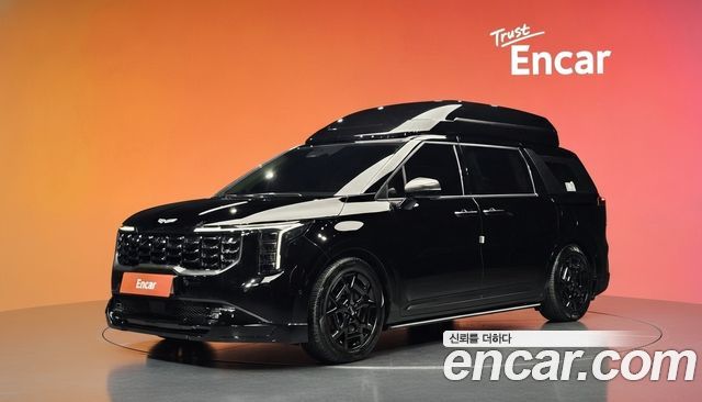 Kia Canival 2025 — photo 1