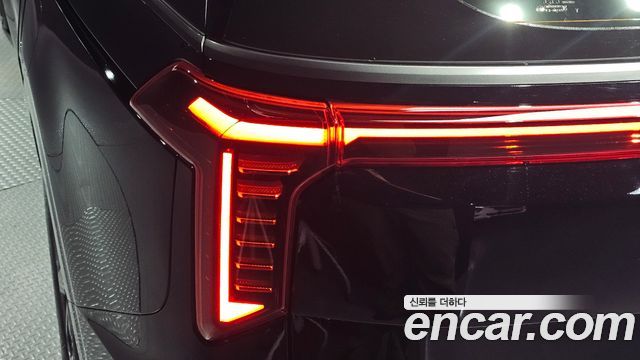 Kia Canival 2025 — photo 9