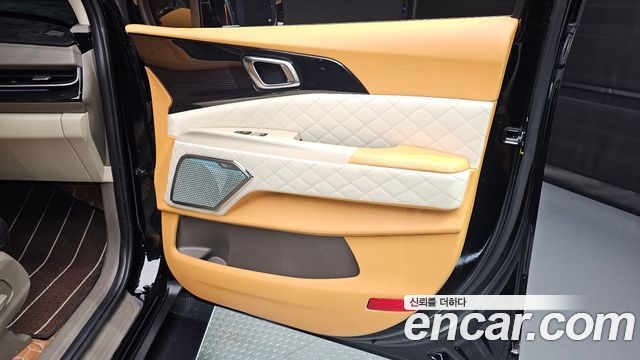 Kia Canival 2025 — photo 15