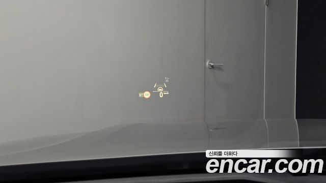 BMW 7-Series 2021 — photo 27