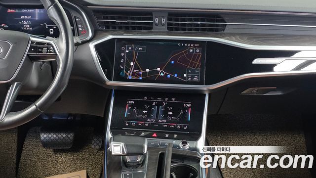 Audi A6 2021 — photo 20