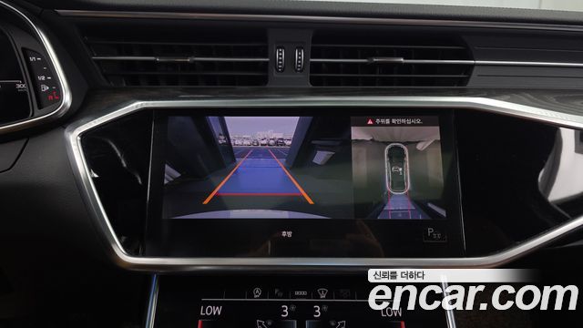Audi A6 2021 — photo 21