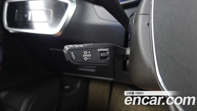 Audi A6 2021 — photo 23
