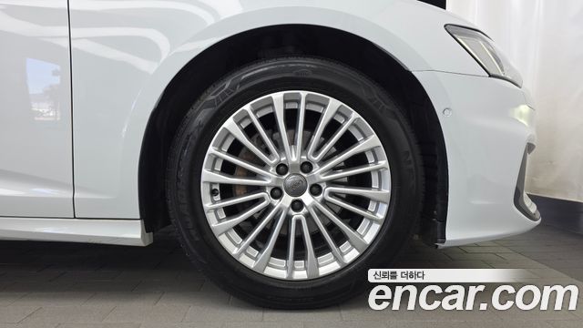 Audi A6 2021 — photo 7