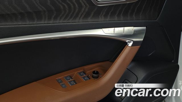 Audi A6 2021 — photo 33