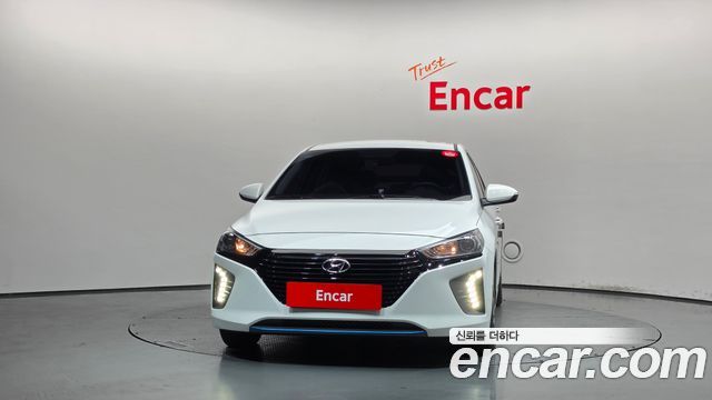Hyundai Ioniq 2016 — photo 3