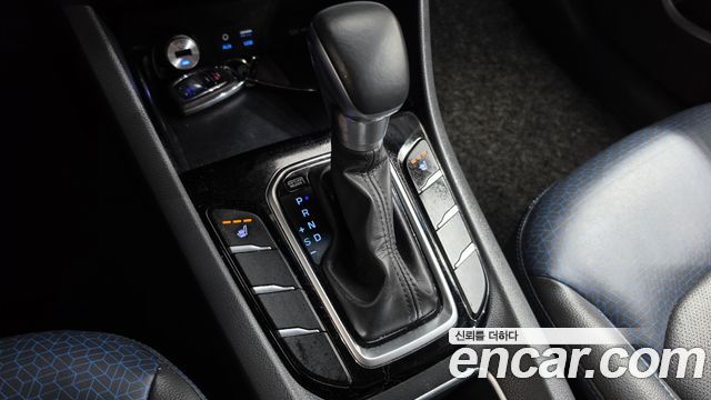 Hyundai Ioniq 2016 — photo 9